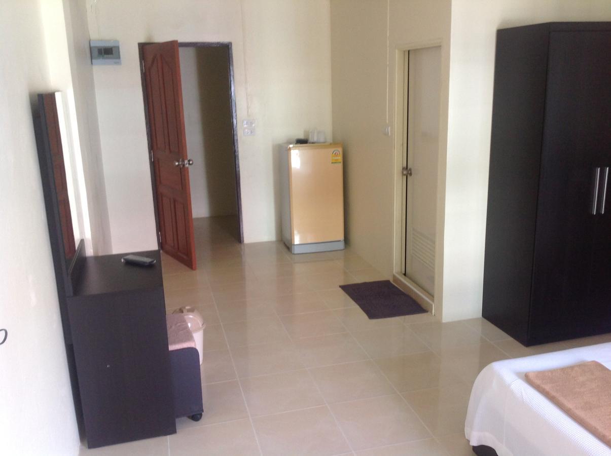 English Rose Guesthouse Pattaya ภายนอก รูปภาพ